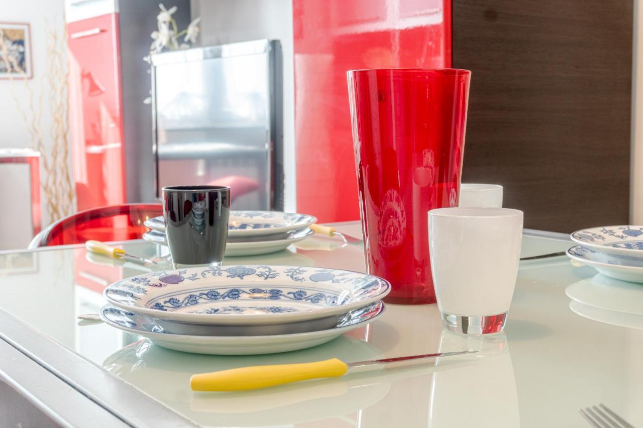 Gruber Modern Flat Apartment Genoa